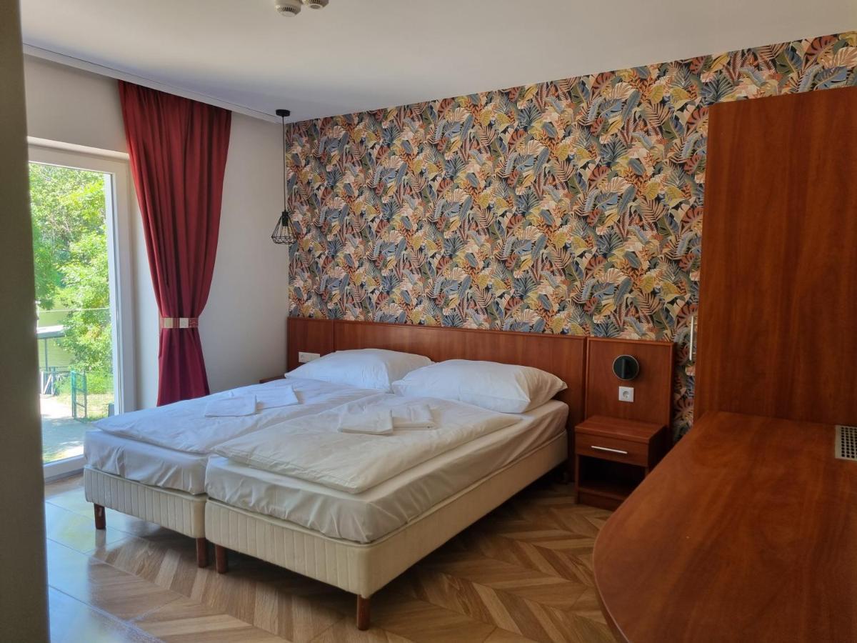 Hotel Csillag Токай Екстериор снимка
